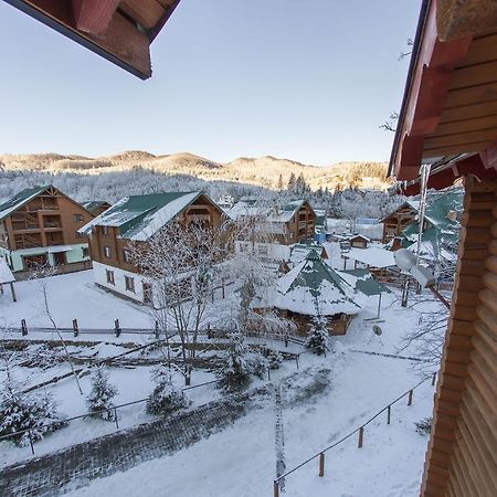 Hotel Edelweiss Carpathians Myhove Extérieur photo