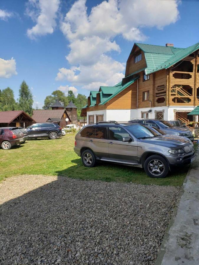 Hotel Edelweiss Carpathians Myhove Extérieur photo